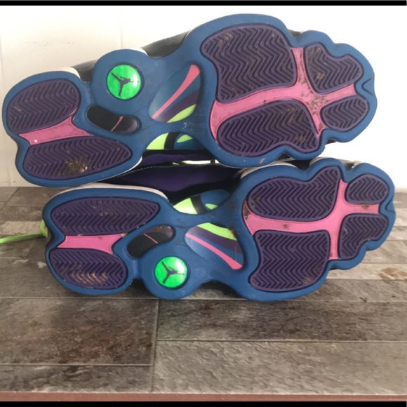 Bel-Air 6 ring Jordans - Picture 2 of 3